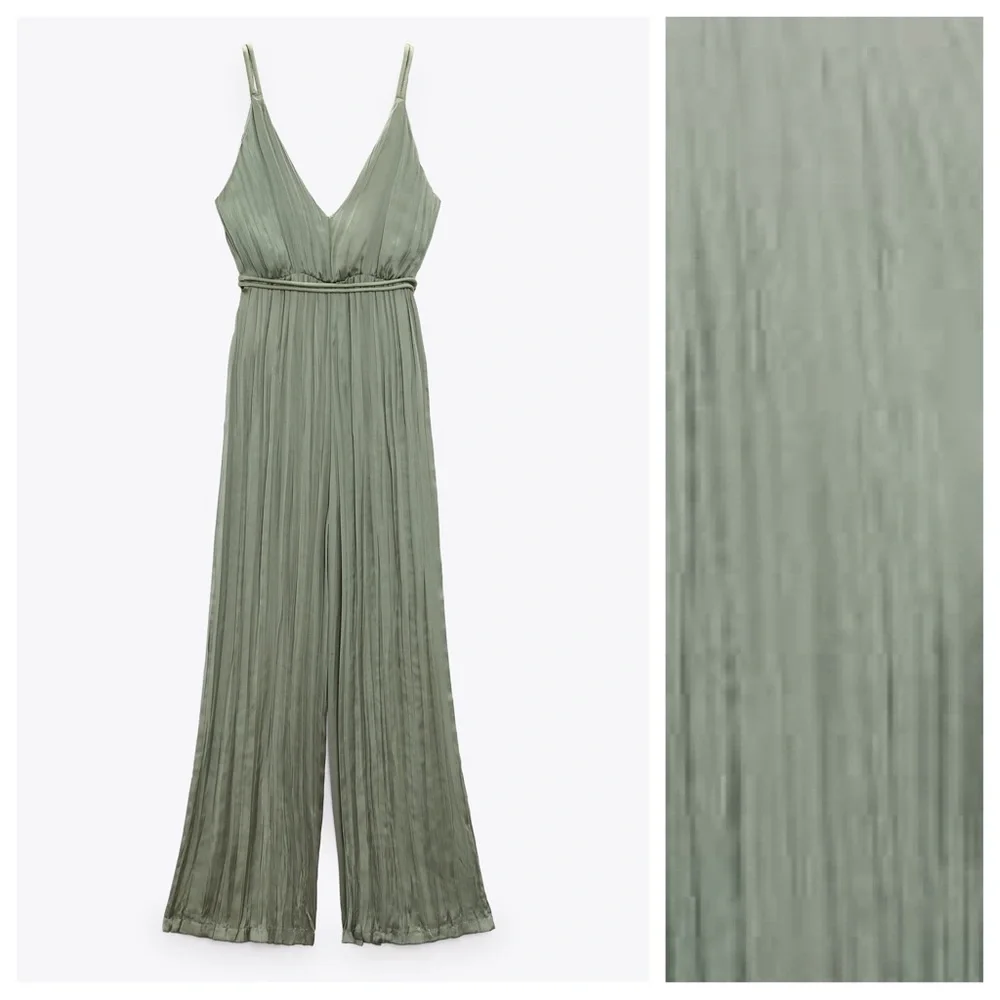 NWT. Zara Green Satin Effect Wrinkled Effect/Pleaded Jumpsuit. Size L. - Picture 5 of 9